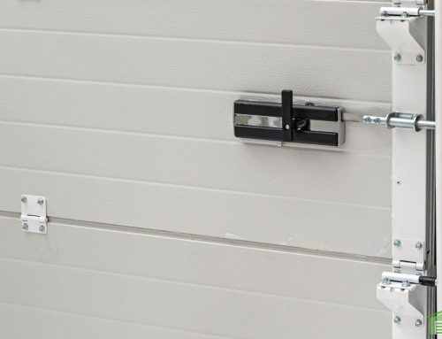 Steel vs. Aluminum vs. Wood Garage Doors: Choosing the Right Material for Sumner’s Weather